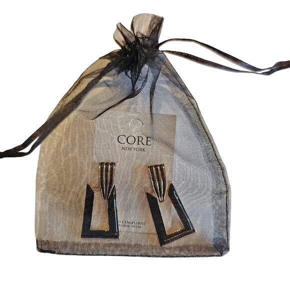 Statement Geometric Drop Earrings Gold Black Enamel Modern 1.6" Dangle New CORE - Picture 8 of 8